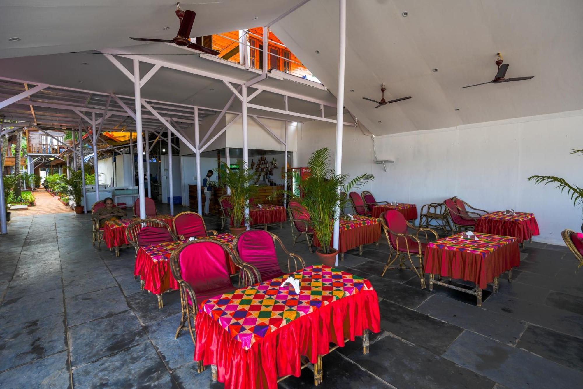 Om Sai Beach Resort Agonda Zewnętrze zdjęcie